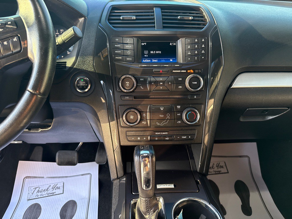 2017 Ford Explorer Image 18