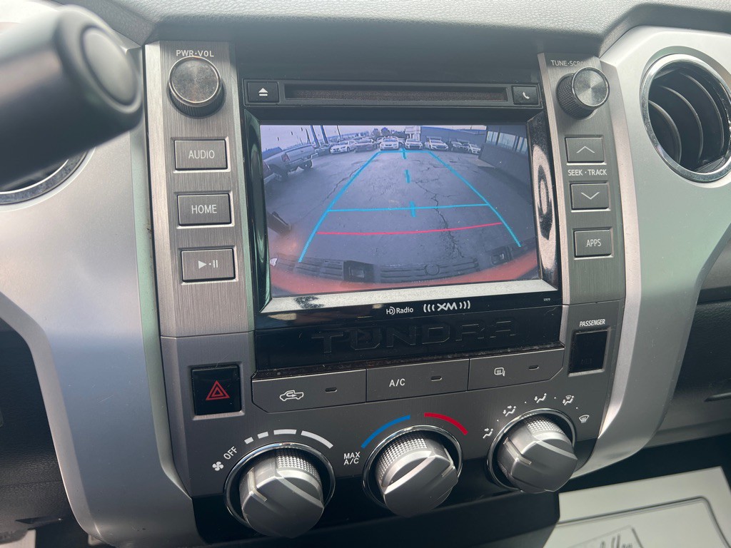 2014 Toyota Tundra Image 18