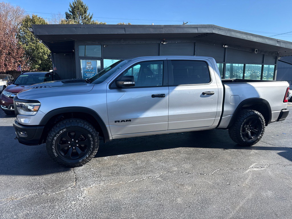 2022 RAM 1500 Image 3