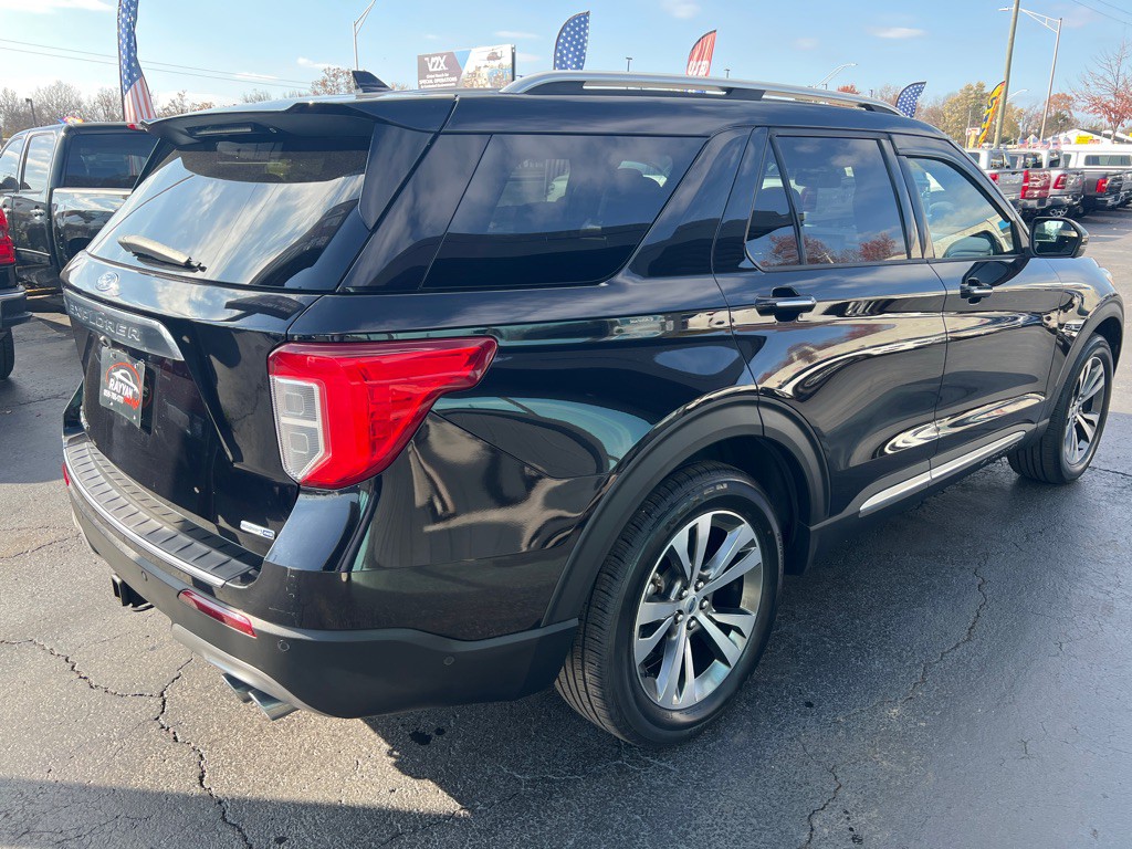 2020 Ford Explorer Image 8