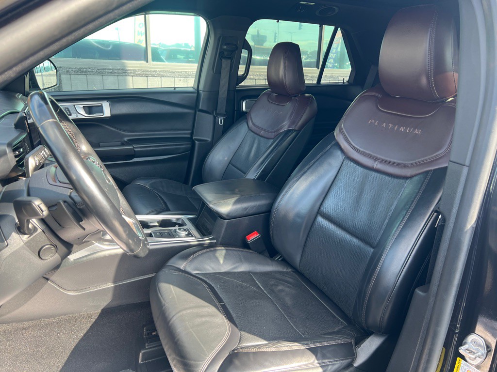 2020 Ford Explorer Image 12