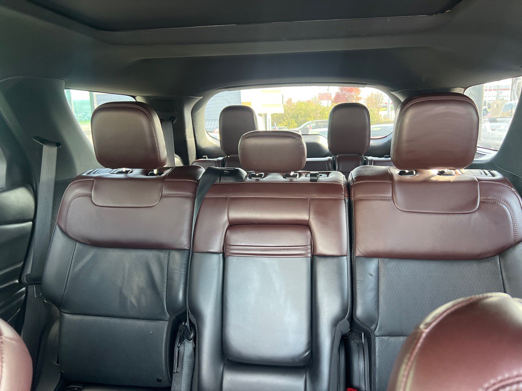 2020 Ford Explorer Image 18