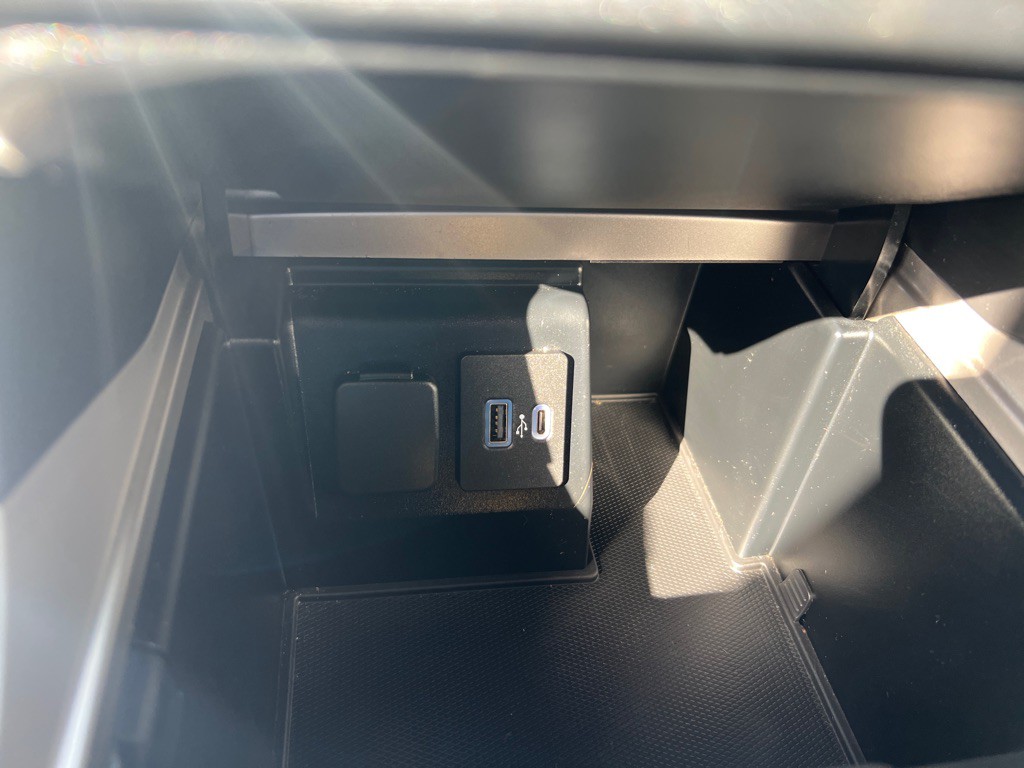 2020 Ford Explorer Image 28