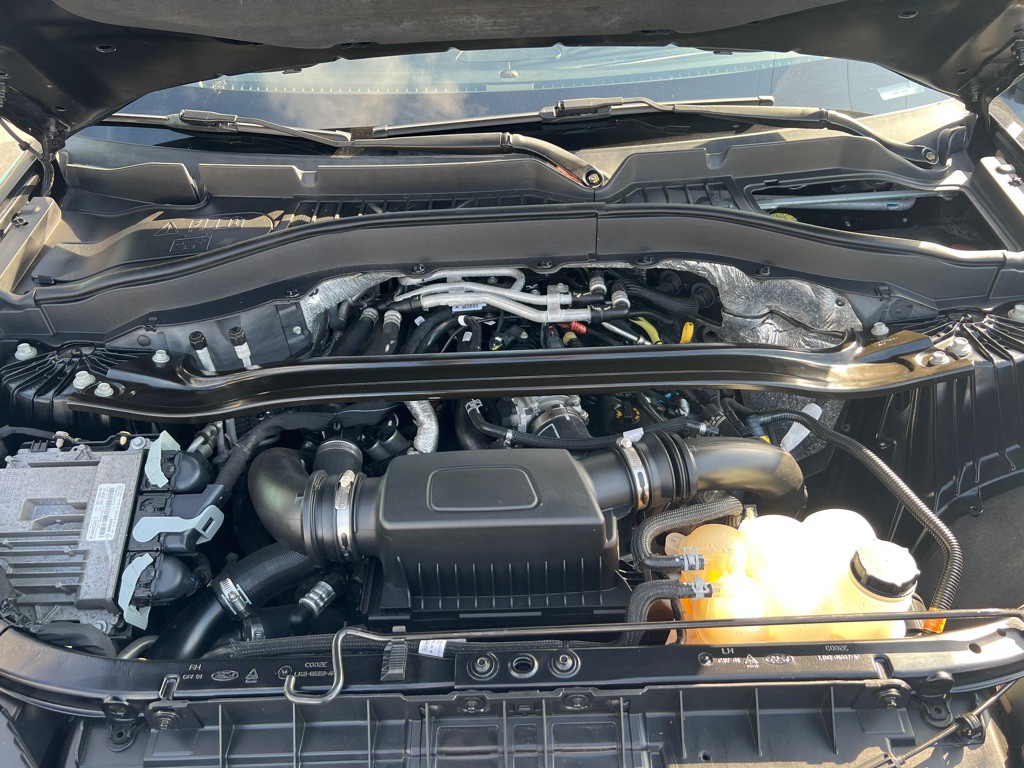 2020 Ford Explorer Image 32