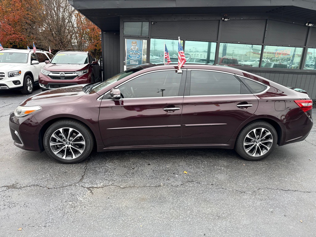 2018 Toyota Avalon Image 3