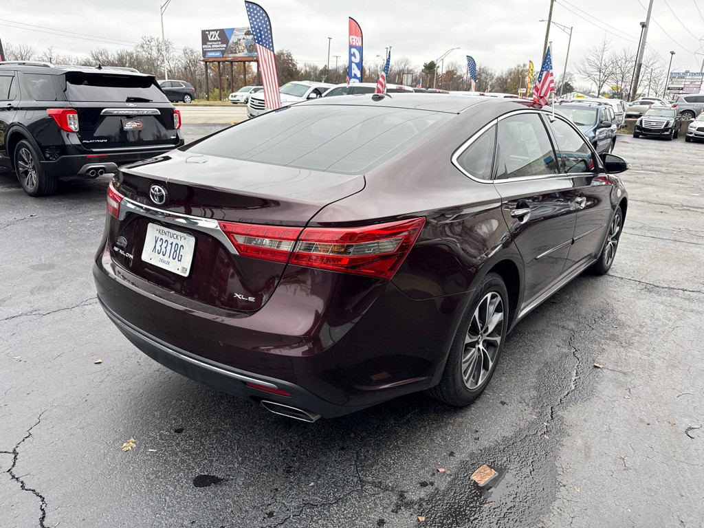 2018 Toyota Avalon Image 6