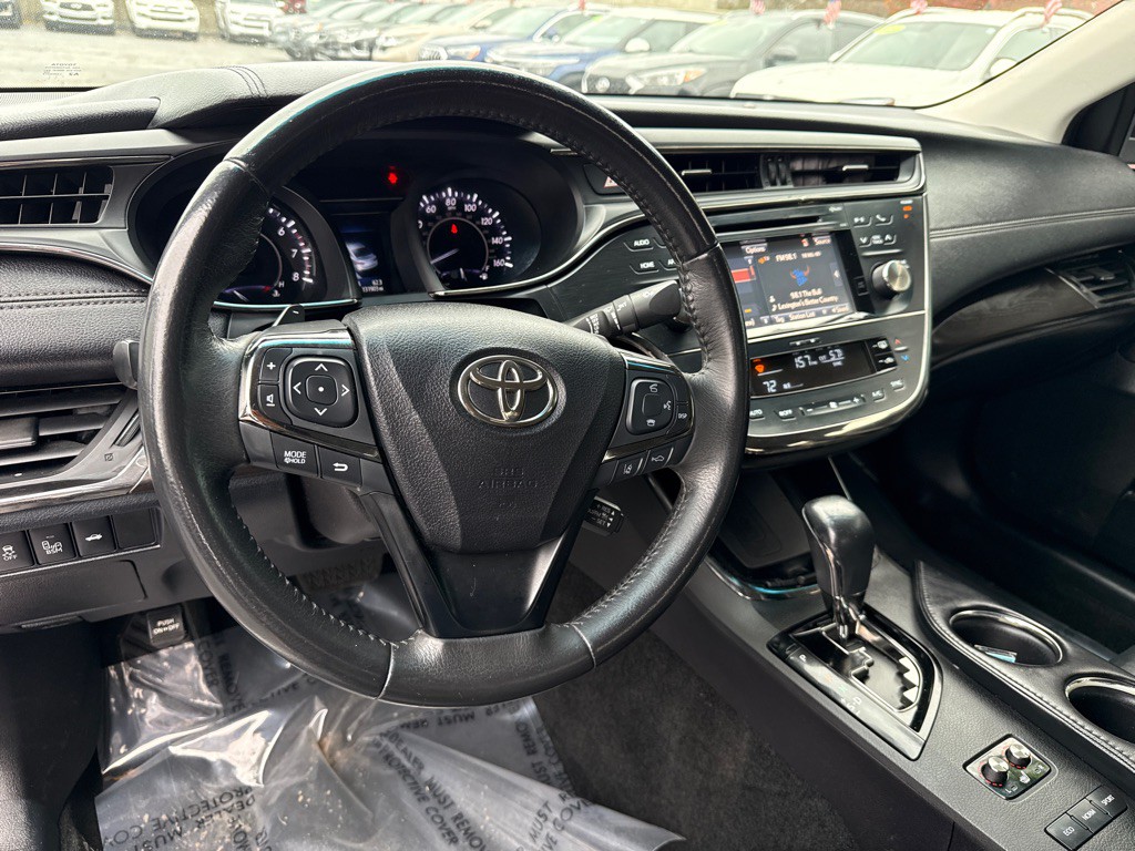 2018 Toyota Avalon Image 12