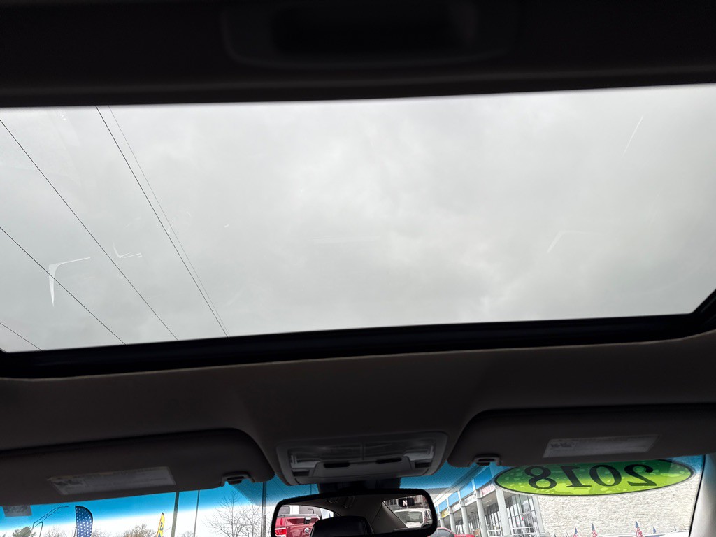 2018 Toyota Avalon Image 14