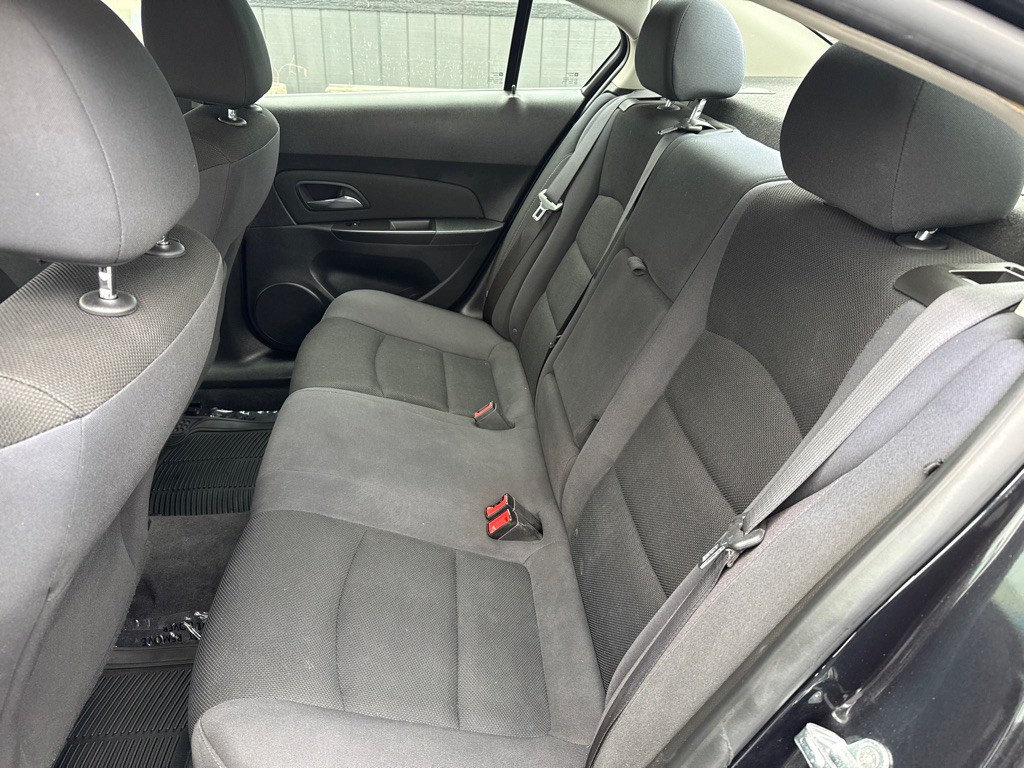 2015 Chevrolet Cruze Image 10