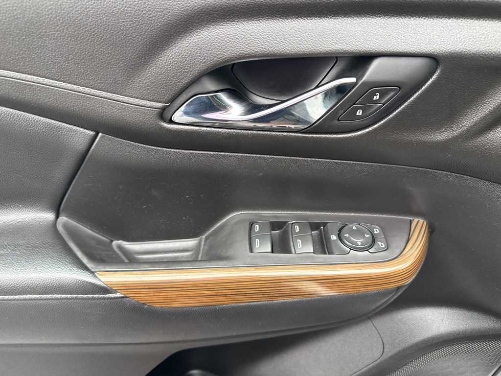 2019 GMC Acadia Image 13