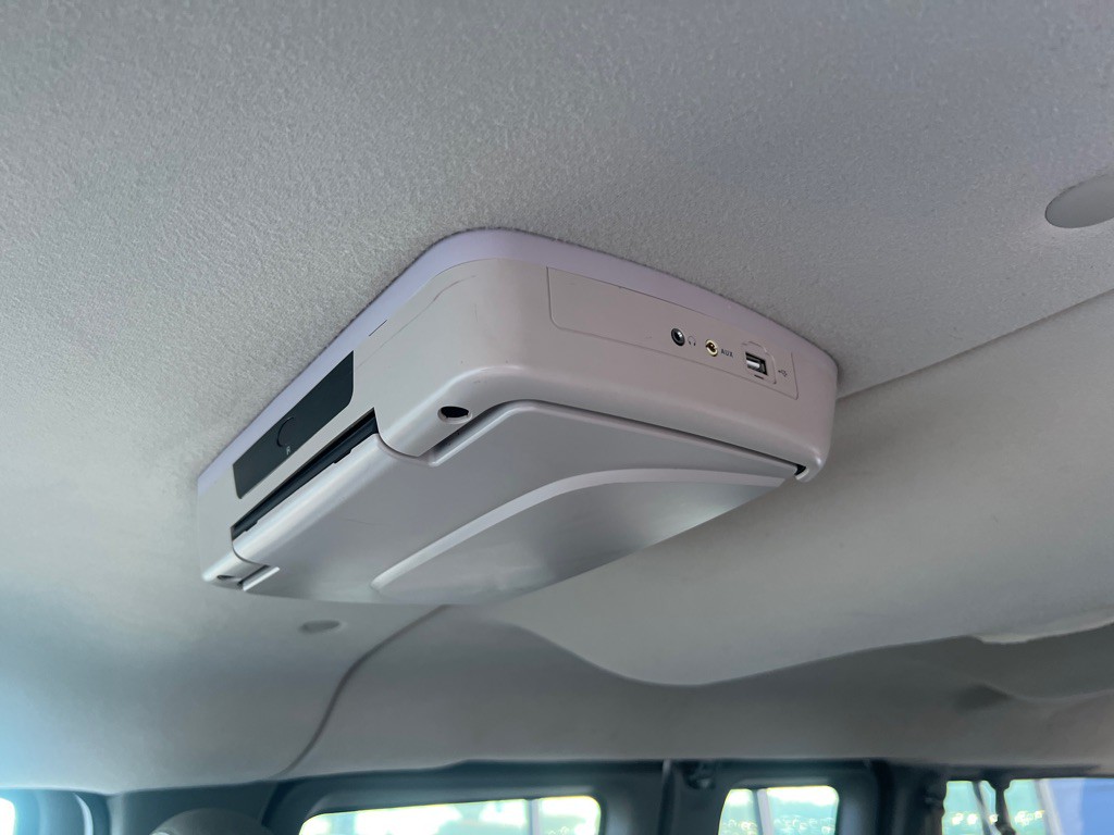 2012 Chevrolet Express Image 11