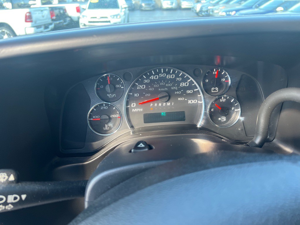 2012 Chevrolet Express Image 13