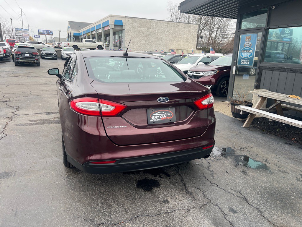 2013 Ford Fusion Image 4