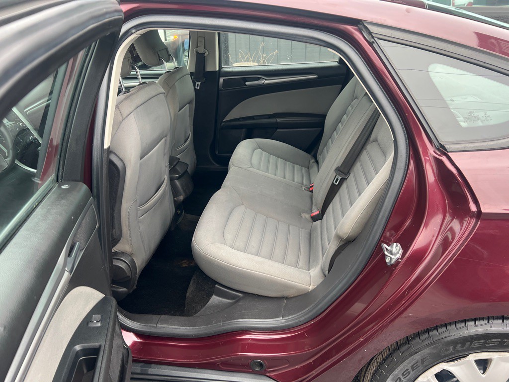 2013 Ford Fusion Image 12