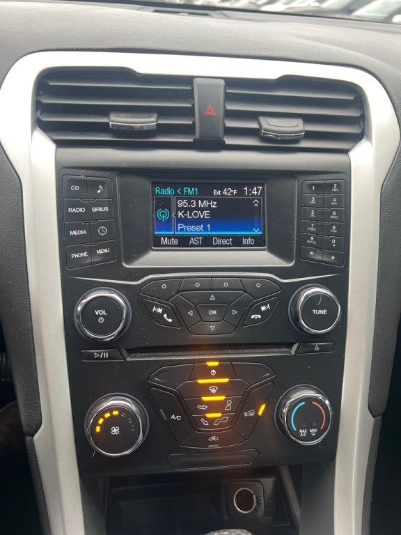 2013 Ford Fusion Image 16