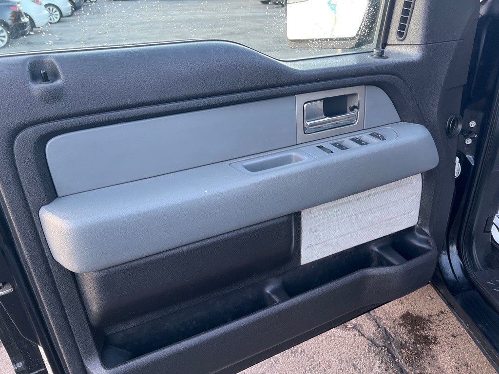2011 Ford F-150 Image 10