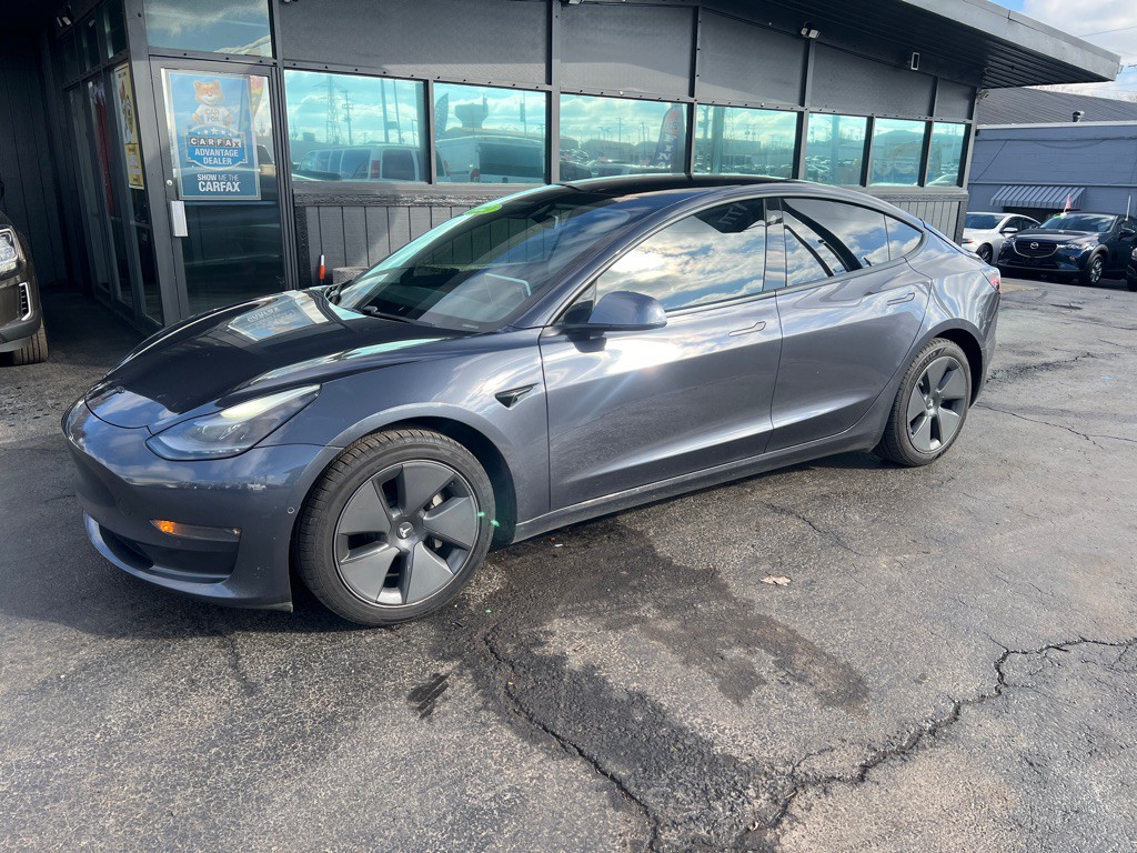 2021 Tesla Model 3 Image 2