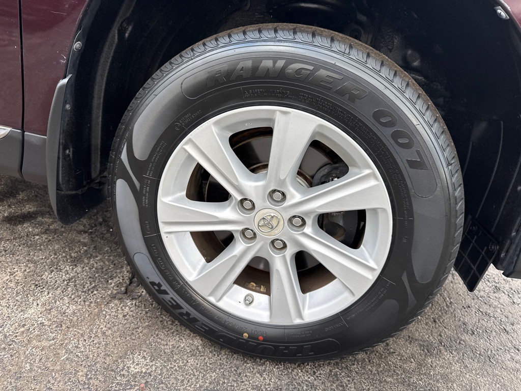 2011 Toyota Highlander Image 17