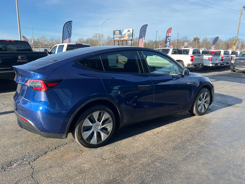 2022 Tesla Model Y Image 6