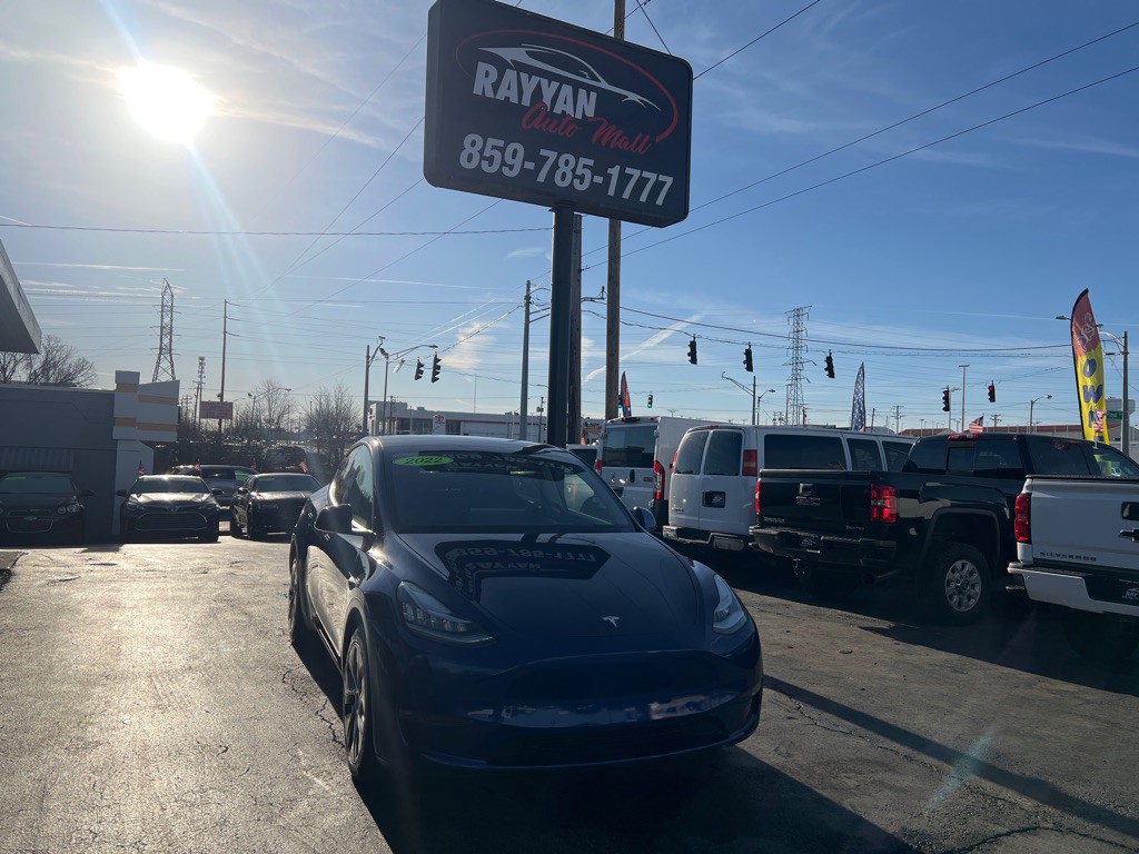 2022 Tesla Model Y Image 8