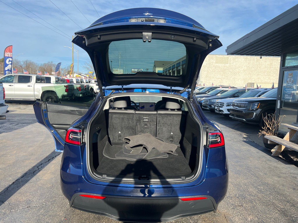 2022 Tesla Model Y Image 18