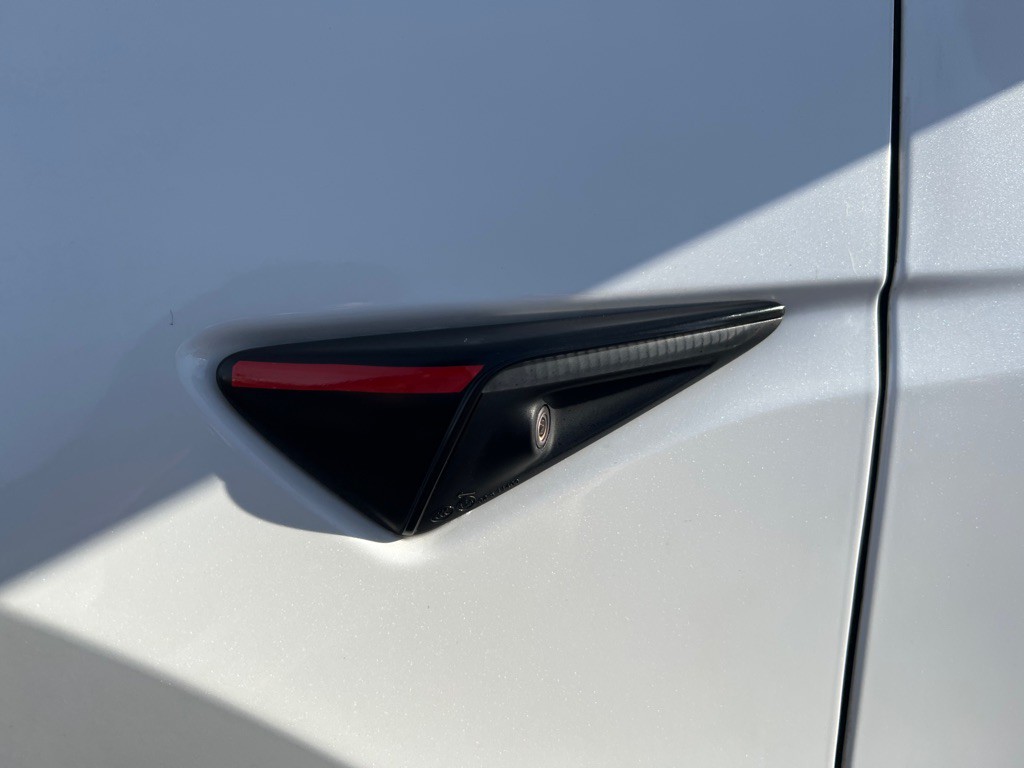2021 Tesla Model Y Image 11