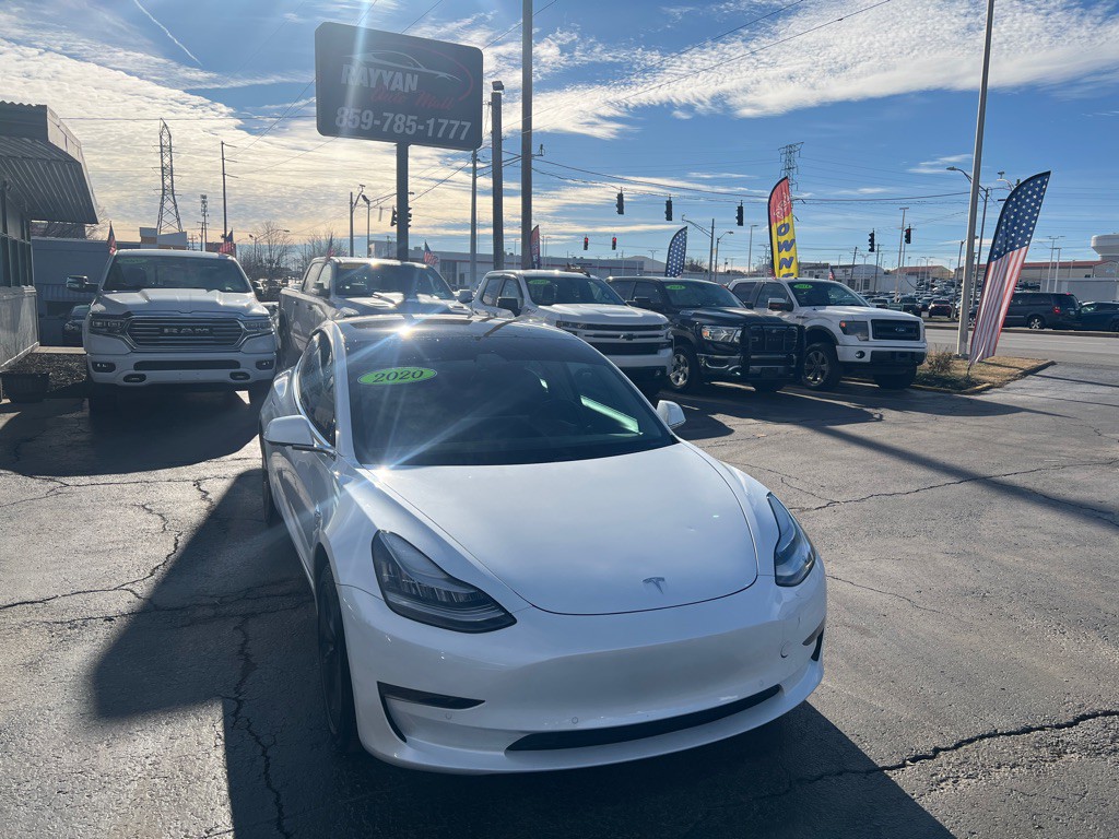 2020 Tesla Model 3 Image 8