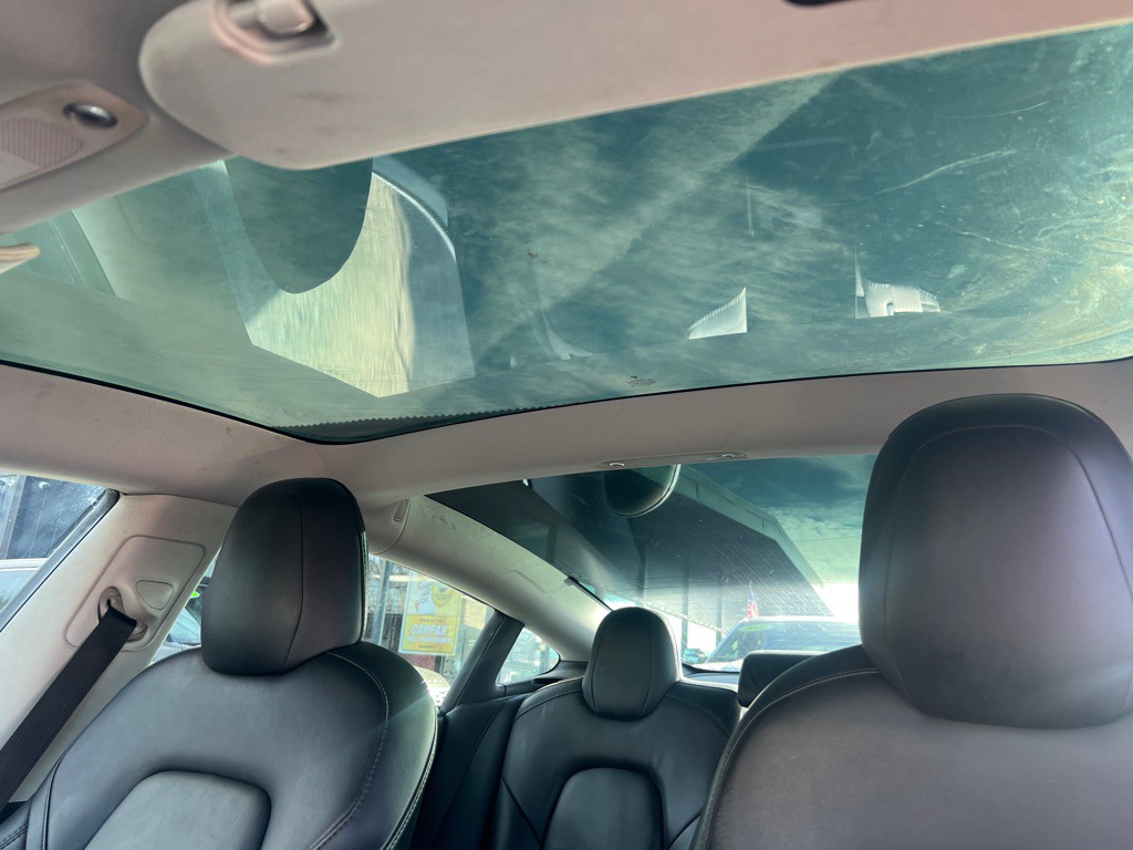 2020 Tesla Model 3 Image 14