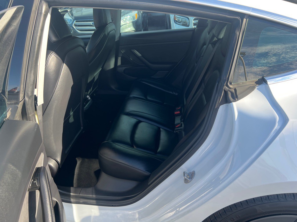 2020 Tesla Model 3 Image 20