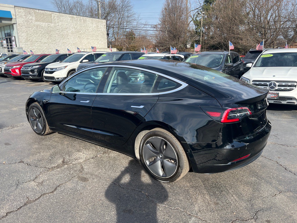 2018 Tesla Model 3 Image 3