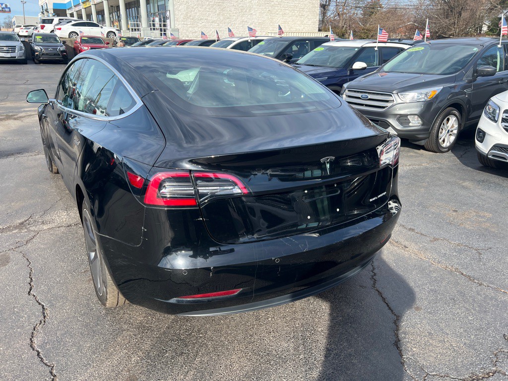 2018 Tesla Model 3 Image 4