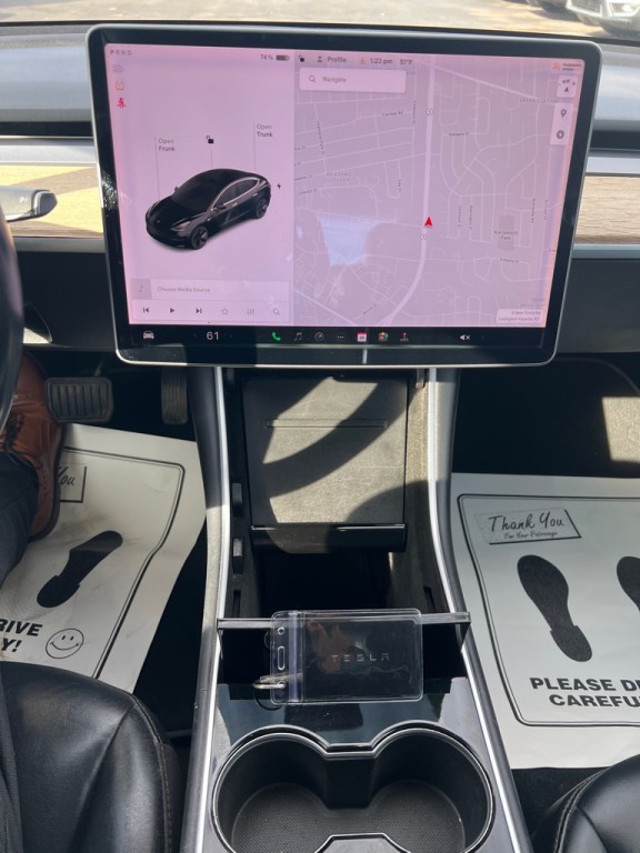 2018 Tesla Model 3 Image 16