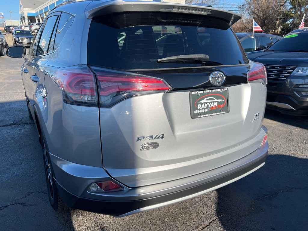 2016 Toyota Rav4 Image 4