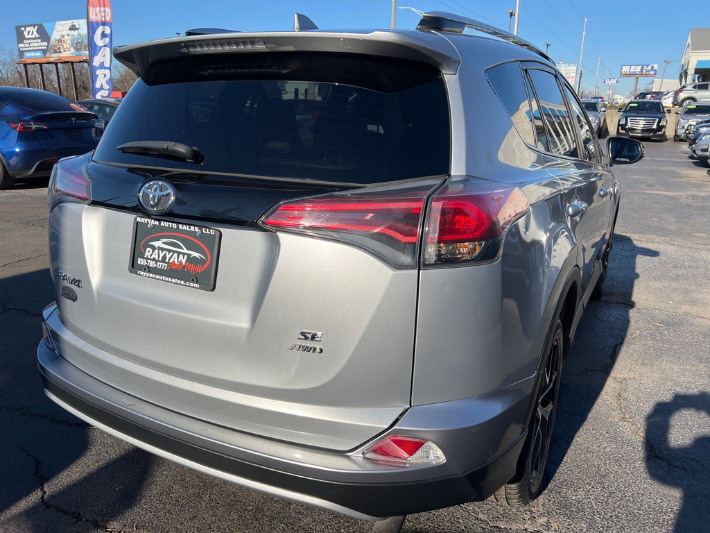 2016 Toyota Rav4 Image 5