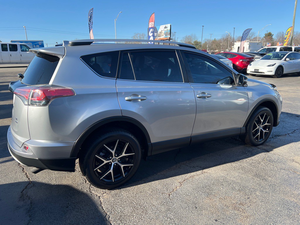 2016 Toyota Rav4 Image 6