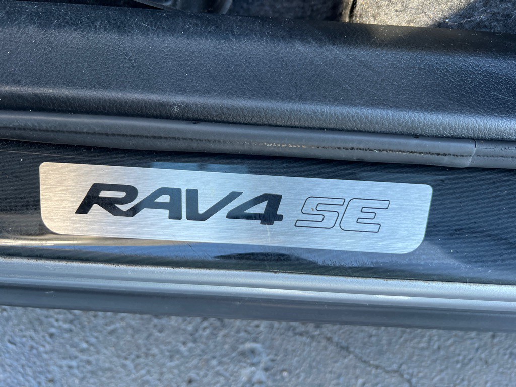 2016 Toyota Rav4 Image 12