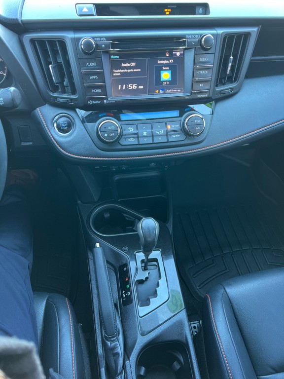 2016 Toyota Rav4 Image 15
