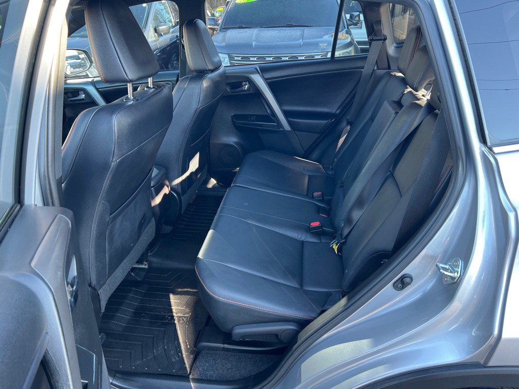 2016 Toyota Rav4 Image 19