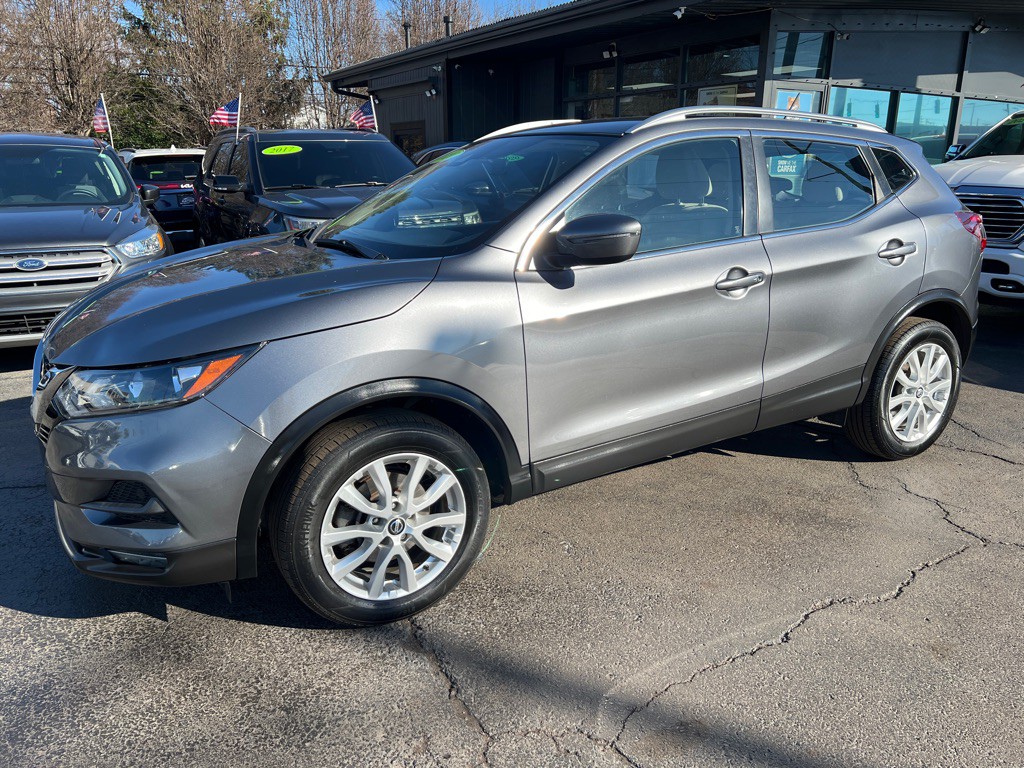 2020 Nissan Rogue Image 2