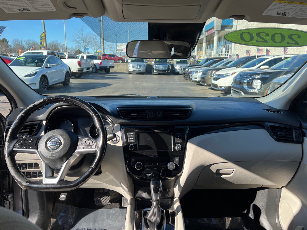 2020 Nissan Rogue Image 12