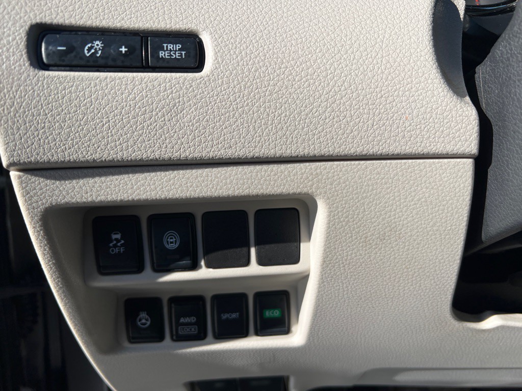 2020 Nissan Rogue Image 17