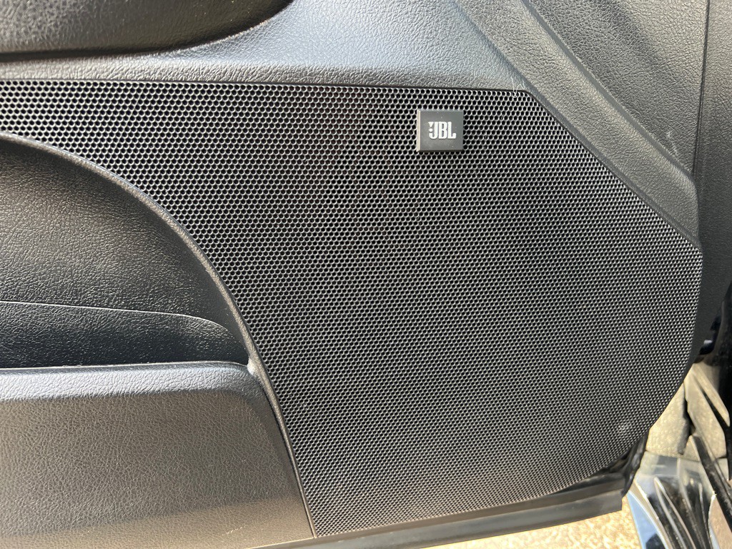 2018 Toyota Avalon Image 12