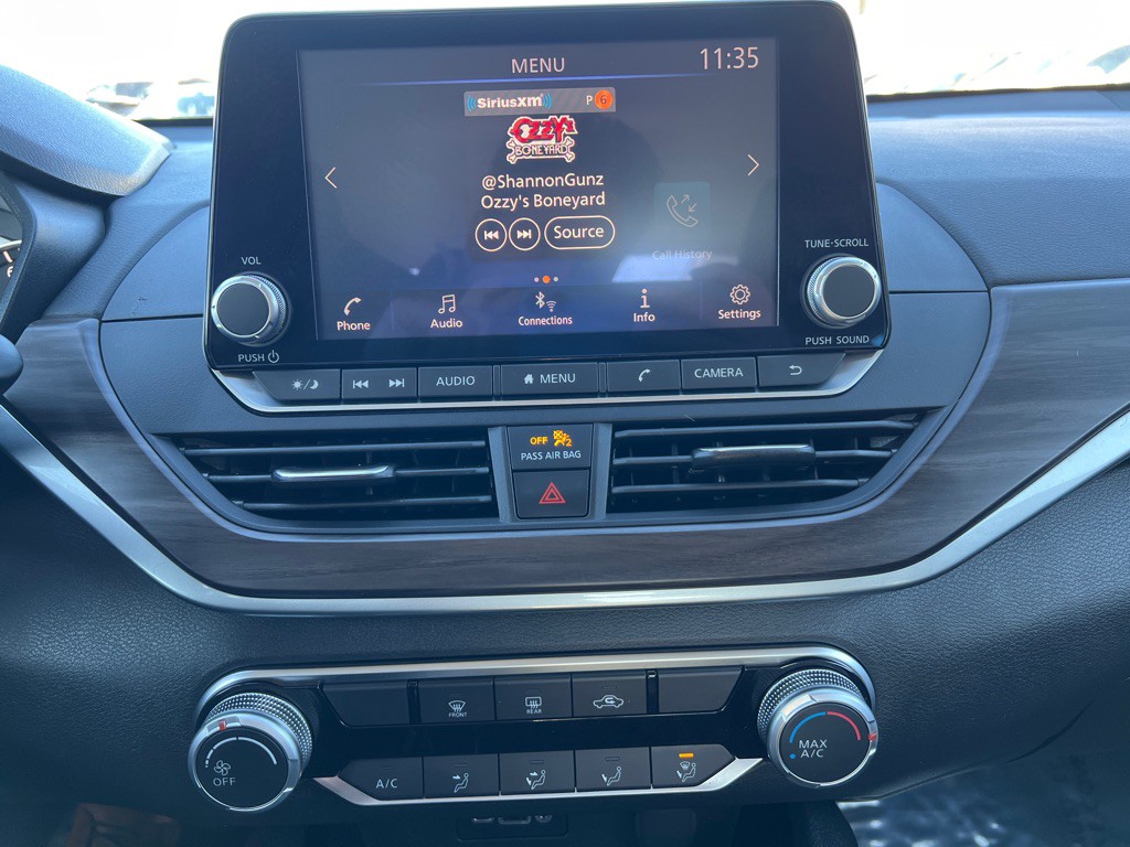 2024 Nissan Altima Image 16