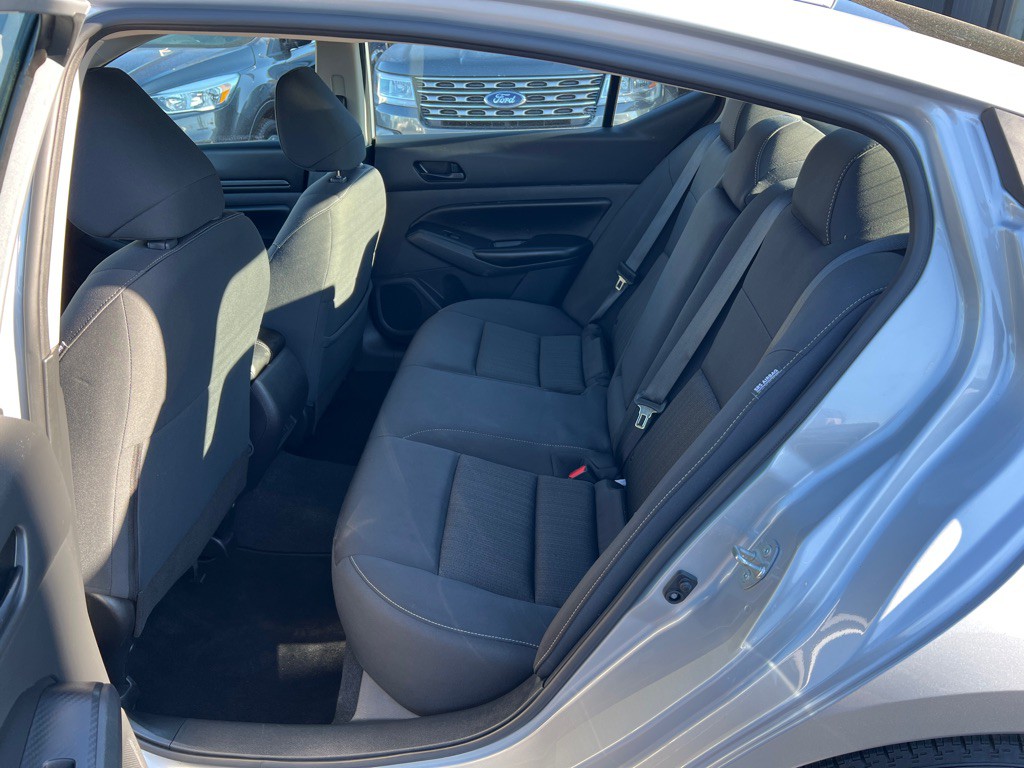 2024 Nissan Altima Image 19