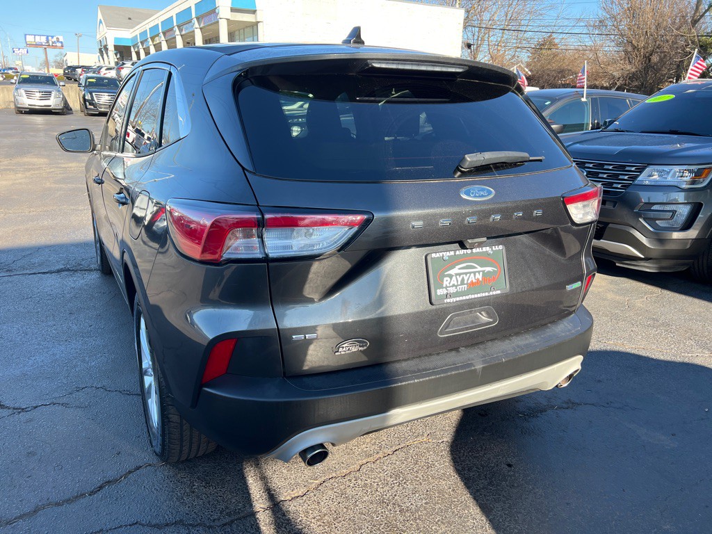 2020 Ford Escape Image 4