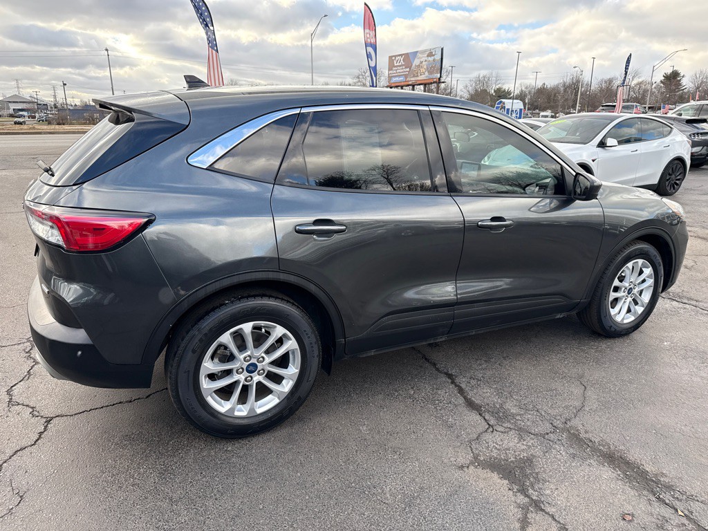 2020 Ford Escape Image 30