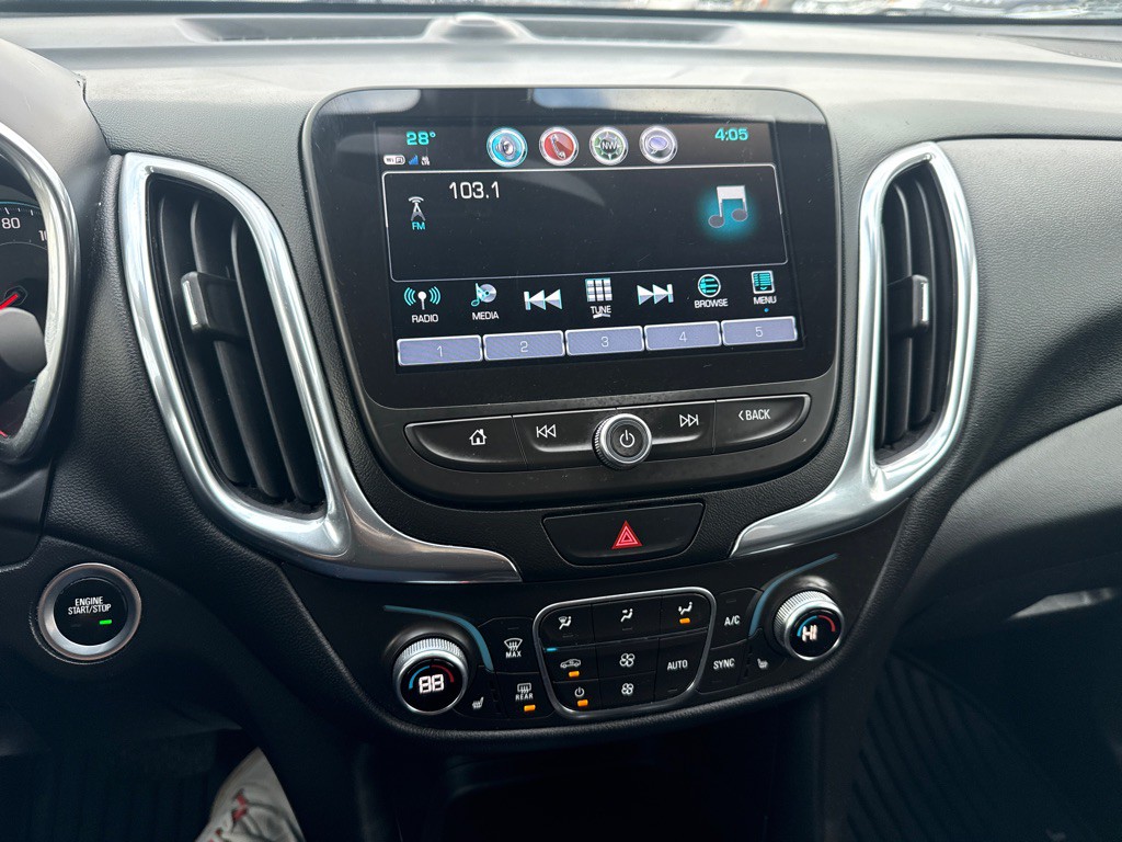 2018 Chevrolet Equinox Image 17