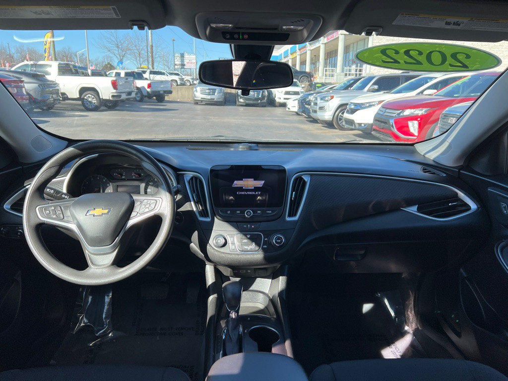 2022 Chevrolet Malibu Image 12