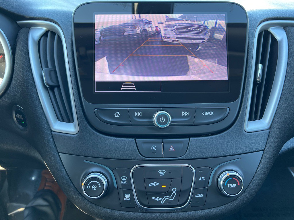 2022 Chevrolet Malibu Image 15