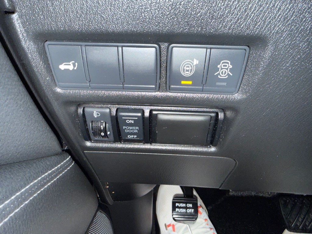 2019 Nissan Armada Image 26